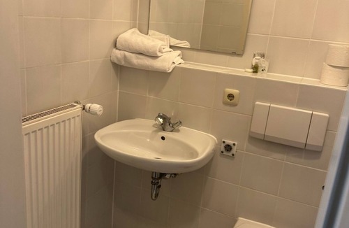 Aystetten Hotel | Upper-House