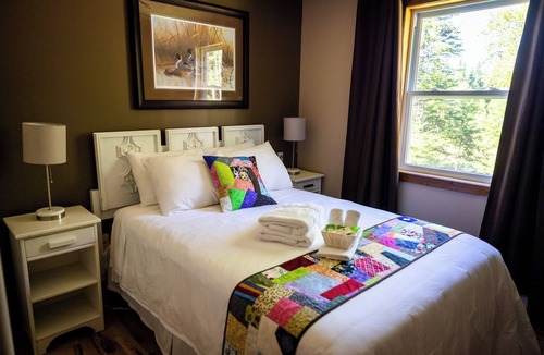 Cormack Bed & Breakfast | Upper Humber Settlement A FarmStay BNB