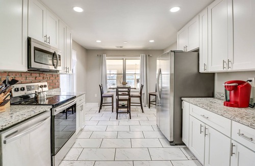 Upper Marlboro House | Upper Marlboro Home on 1 Acre: Office & Home Gym!