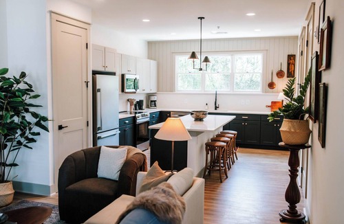 Athens Apartment | Upscale 2BR Apartment by MHM Luxury Properties