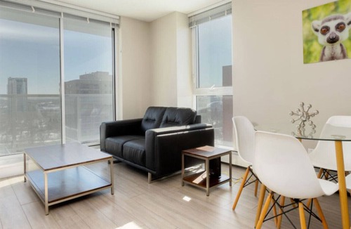 North Central Edmonton Apartment | Upscale 2BR Apt with Lovely Views, Near Riverfront