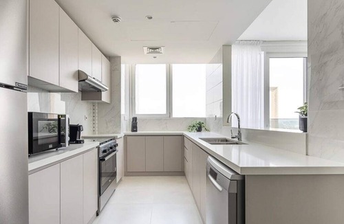 Bur Dubai Apartment | Upscale 2BR w/ Dubai Frame Views - Near Metro!