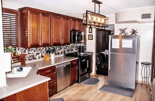 Wichita House | Upscale Abode