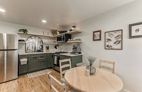 Salt Lake County House | Upscale and Serene 2 bed, 1 bath Apartment in Prominent West Jordan Neighborhood