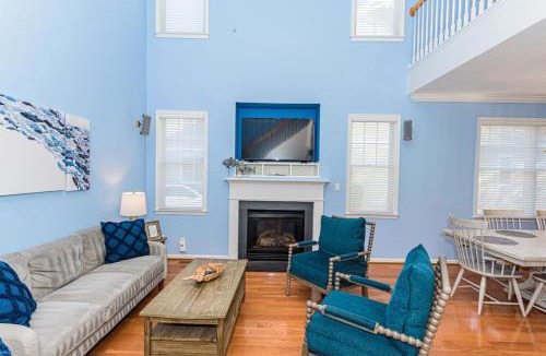 Sun Ridge House | Upscale Bayside Home 4 Bedroom Sleeps 14