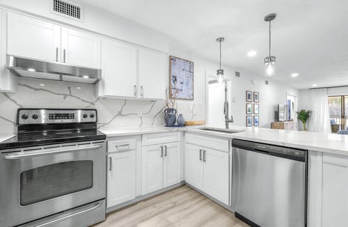 Wesley Chapel Condo | Upscale Corner Retreat | 2 Private Suites & Optional Resort Amenities | Saddlebrook