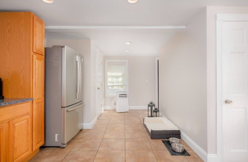 Birch Hill House | Upscale, Dog friendly, Perfect for Families, Games, Hot tub