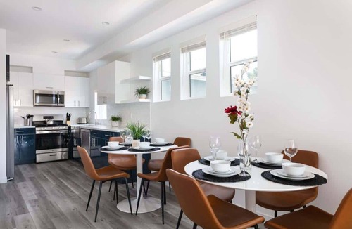 Historic Filipinotown House | Upscale LA Getaway Sleeps 8 with Free Parking