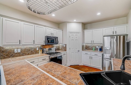 Dripping Springs House | Upscale ranch retreat with hot tub, screened porch, deck & firepit