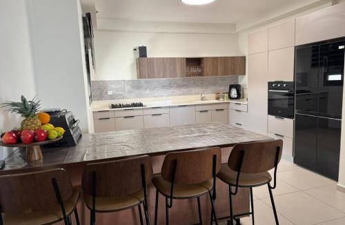 Ashdod Apartment | Upscale Spacious Retreat in Ashdod by Torohome
