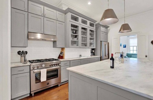 Savannah Victorian District House | Upscale Townhome Savannah, Steps to Forsyth Park