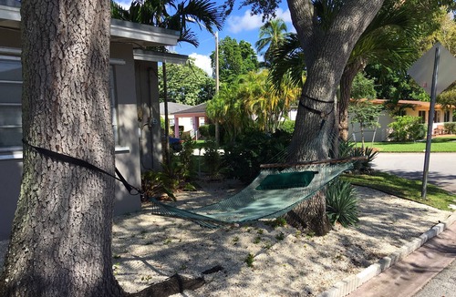 Southwest Coconut Grove House | Upscale unit with free parking centrally located