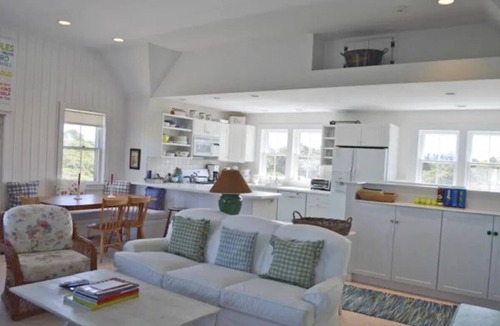 Shawkemo House | Upside down house in Polpis