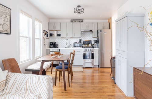 Hudson House | Upstate Gem 4 Bed 2 Bath in Hudson, NY