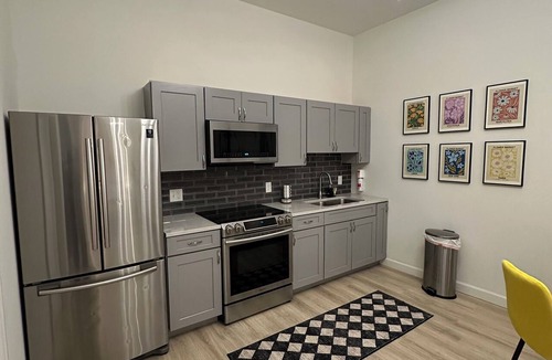 Bloomington Apartment | Uptown Luxury Studio On The Square Downtown Bloomington