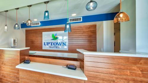 Greater Palm River Point CDC Hotel | Uptown Suites Extended Stay Tampa FL - Riverview