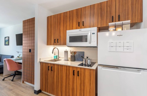 Wells Branch Hotel | Uptown Suites Extended Stay Austin TX – Round Rock
