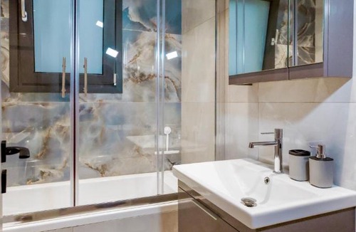 Chios Town Apartment | Urban Apartments