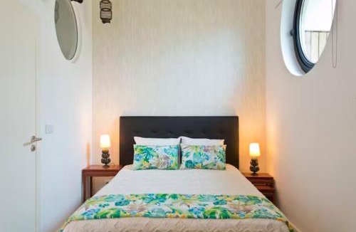 Santa Marinha Apartment | Urban Cabin