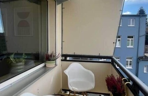 Gerresheim Apartment | Urban chic in Gerresheim, a place to feel good