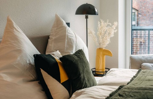 Friedrichstadt Apartment | Urban Chic | Smart TV | Perfect for Two