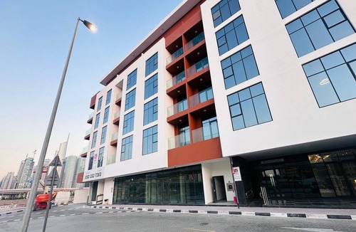Dubai Sports City House | Urban Elegance Near Zayed Rd