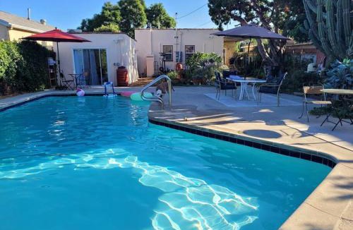 North Long Beach Apartment | Urban Farm House +Hot Tub+Pool