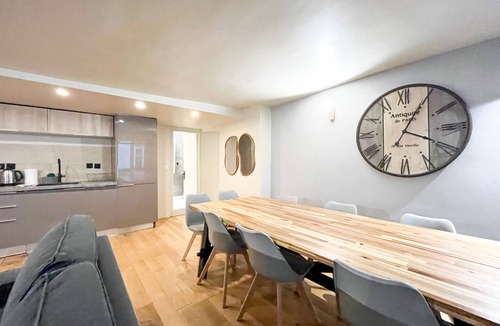 Quartier du Mail Apartment | Urban Flat 89 - Charming 3 Bedroom Flat in Paris