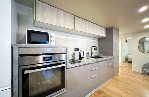 Quartier du Mail Apartment | Urban Flat 89 - Charming 3 Bedroom Flat in Paris