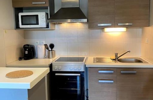 Eysines Apartment | Urban Home - 4 pers - Netflix