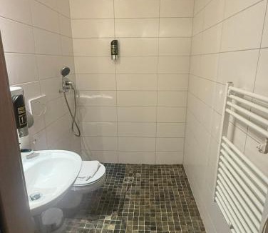 Bilderstoeckchen Hotel | URBAN OAK Smart Stay