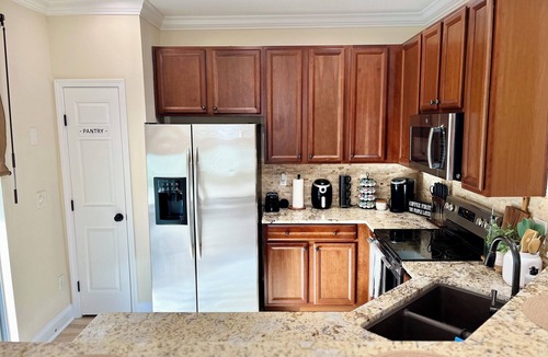 Baymeadows House | Urban Oasis - Your Ideal Home Away from Home!
