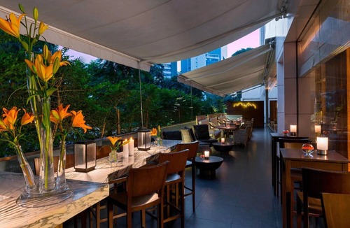 San Isidro Centro Financiero Hotel | Urban Retreat Near Reserve Park for Ultimate Relaxation! Indoor Pool!