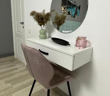 Onesti Apartment | Urban Studio