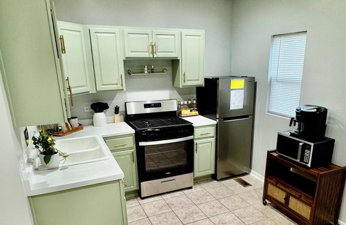 Robertsdale Apartment | Urban Whiting is where the City and Lake meet.