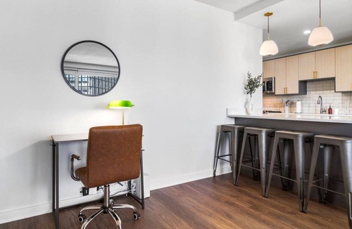 Aurora Highlands Apartment | UrbanDelight Crystal City Mins to DC Free Parking