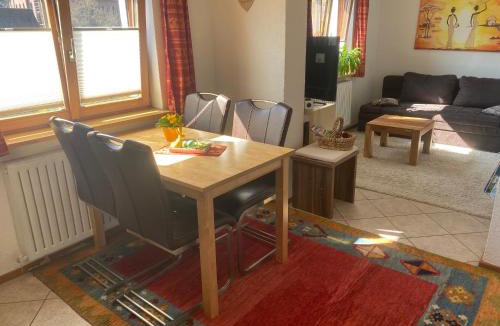 Schiltach Apartment | Urlaub mit Blick auf Schiltachs Fachwerkhäuser