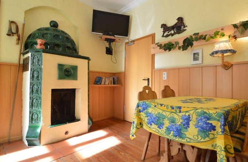 Uerzig House | Urzig Heritage Riverside Stay