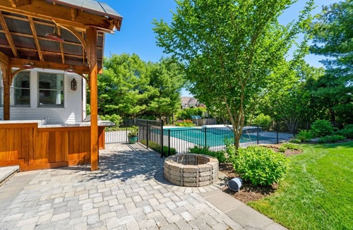 Hampton Bays House | US Open Luxury Retreat - 9 Min to Course - sleeps 10