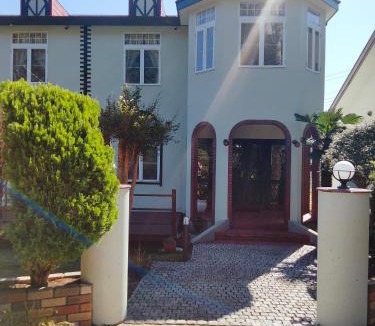 Yawatano Bed & Breakfast | Utena Izukogen