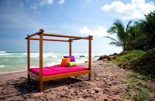 Dickwella Hotel | UTMT - Underneath The Mango Tree Spa & Beach Resort
