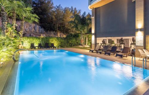 Bornova Apartment | Utopia Suite Residence, 4 Bedroom Apartment