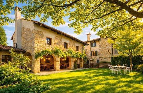 Strassoldo House | V. Ancient home with garden in a castle, near beach. Between Trieste and Venice