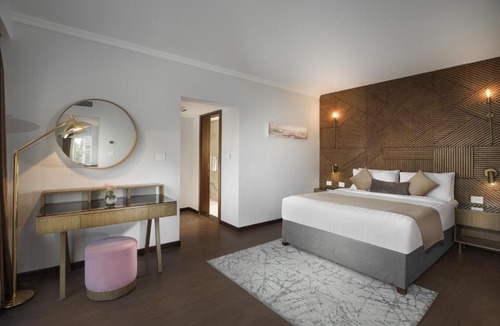 Al Duqqi Hotel | V Hotel Cairo