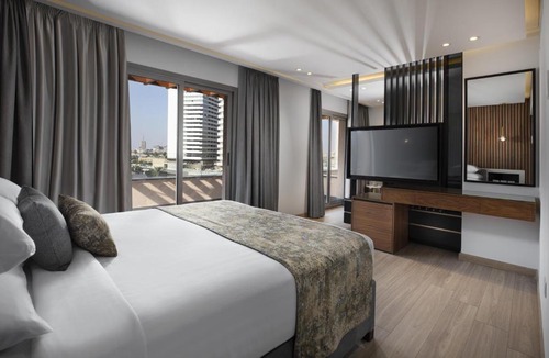 Al Duqqi Hotel | V Hotel Cairo
