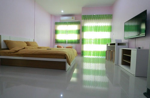 Nai Mueang Hotel | V Residence