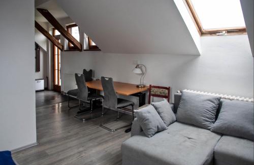 Lysa nad Labem Apartment | V sadu