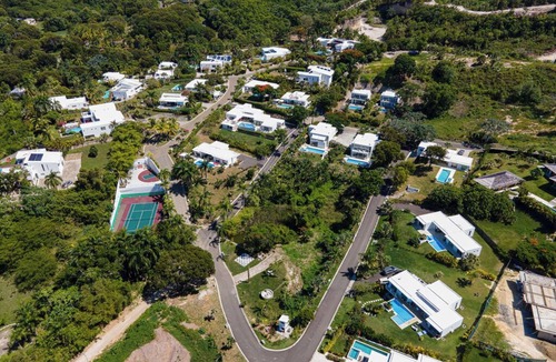 La Mulata Villa | V08 Aurora Stylish New 4BR Villa · Pool ·