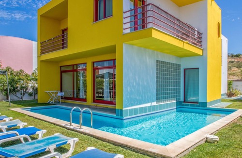 Albufeira Villa | V4 Villa with private pool, garden and sea views
