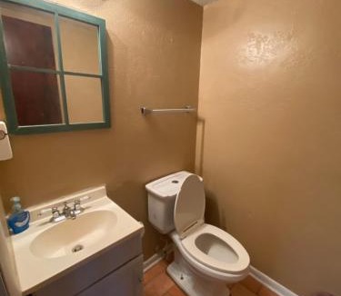 Virginia Beach House | Va Beach Town Center Privita Room